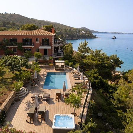 Avra Private Suites Ласси Экстерьер фото